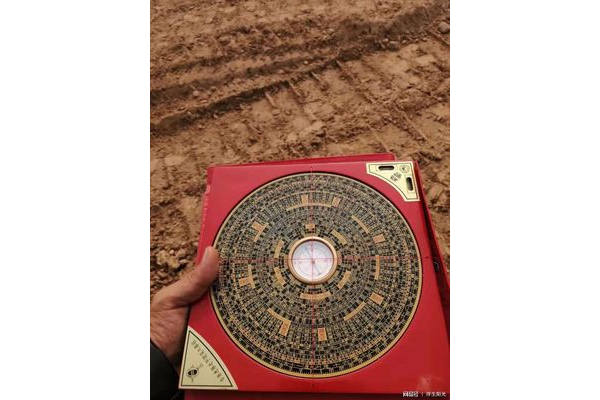 奇门遁甲什么是阴宅